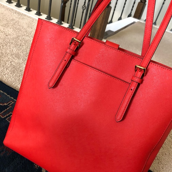 Red Michael Kors tote - Picture 3 of 6